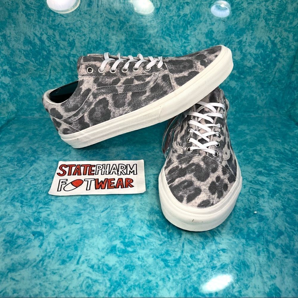 Vans Old Skool Hairy Suede Women’s Low Top Skate Shoes Size 5.5